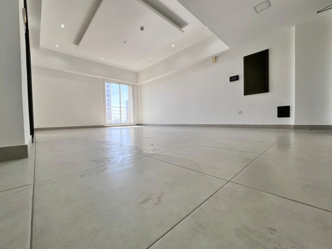 property 15437 image 0