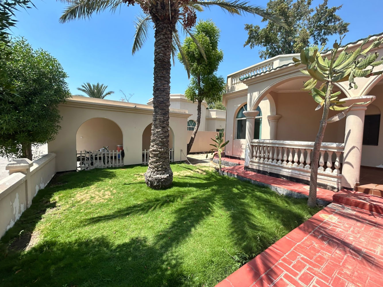 property 16320 image 0