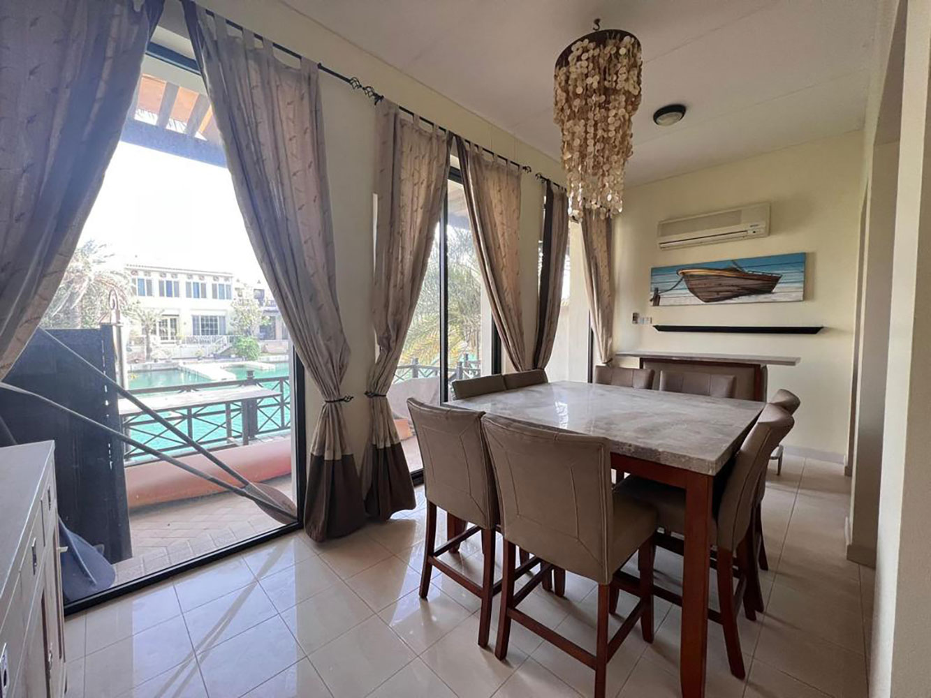 property 16326 image 0