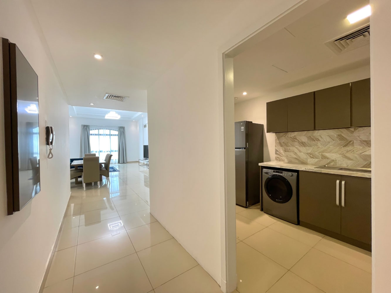 property 16740 image 0