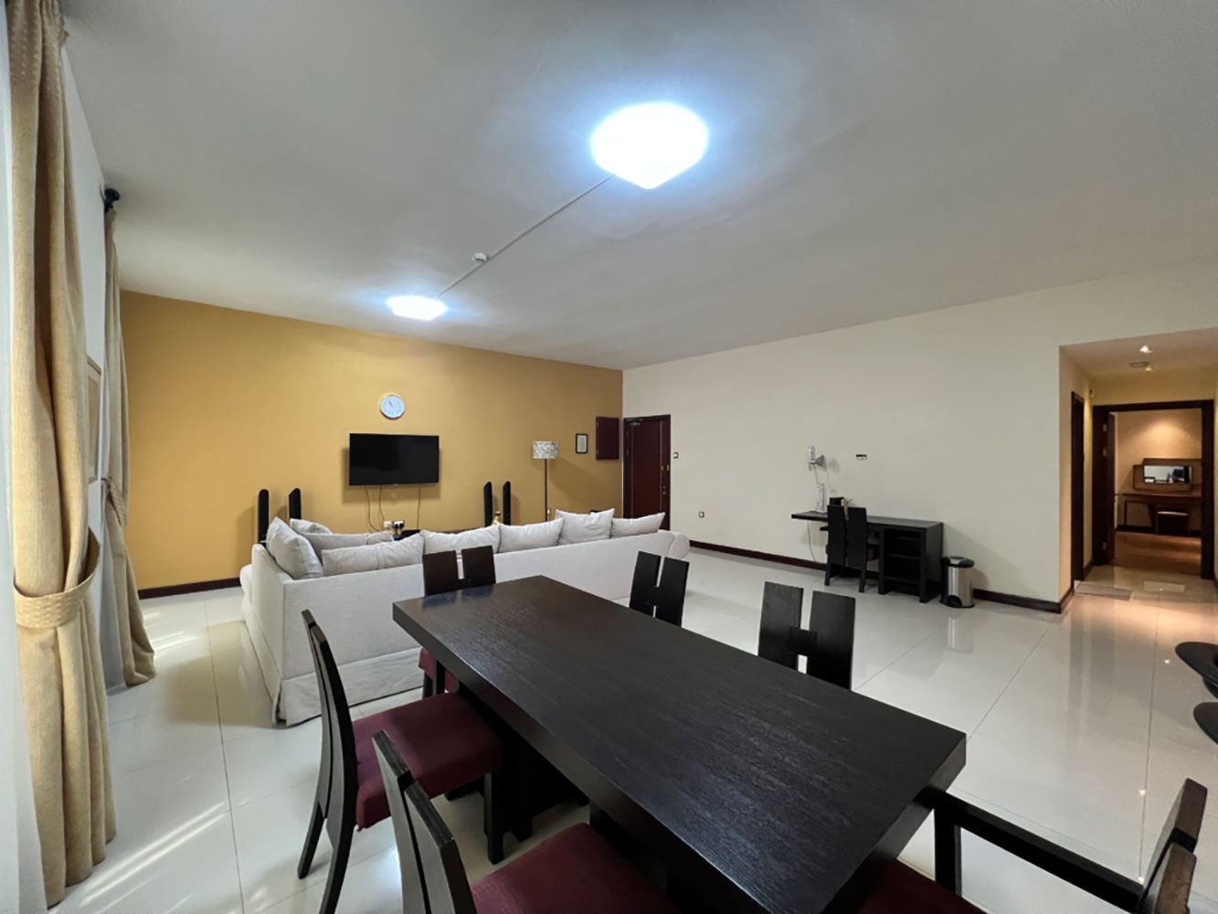 property 16814 image 0